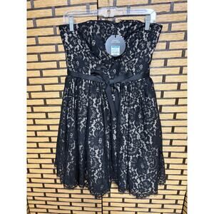 Neiman Marcus For Target Black Lace Strapless Dress Size 6